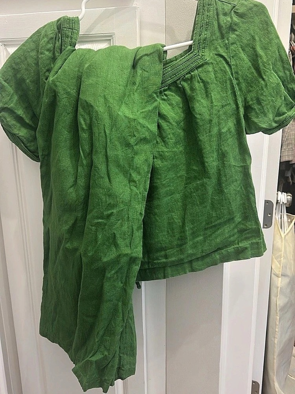 Green Short Sleeve Top/pants linen